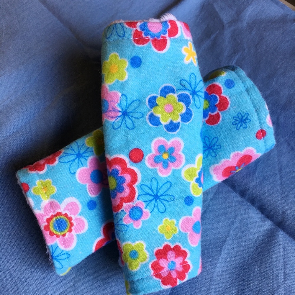 Flannel Gift Set - Picture 2 of 3